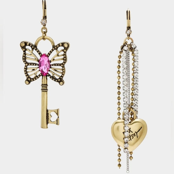 Betsey Johnson Jewelry - 🦋 🔑 Betsey Johnson Boho Butterfly Key Fringe Mismatched Earrings 🦋